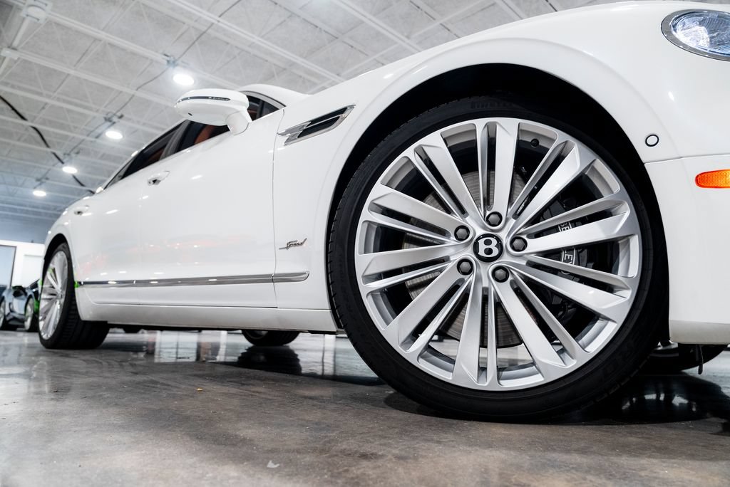 Used 2023 Bentley Flying Spur W12 AWD/4WD image 10