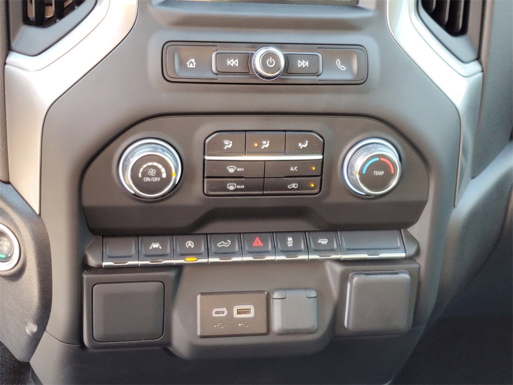 Used 2024 Chevrolet Silverado 1500 Custom image 28