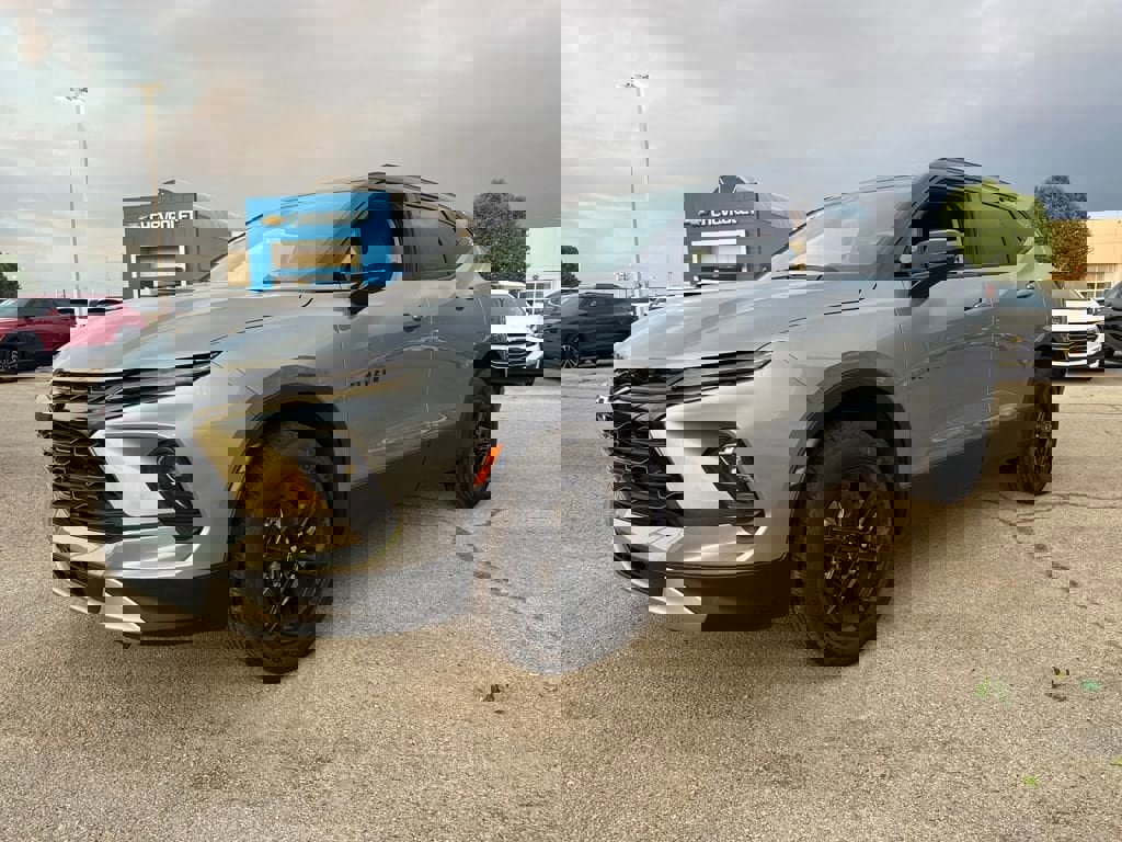 New 2026 Chevrolet Blazer LT w/ Convenience Package image 2