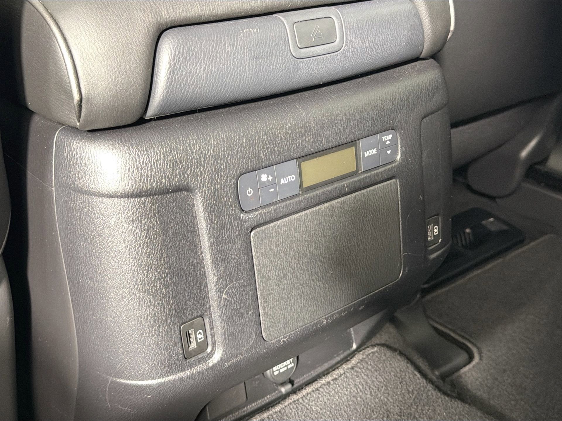 Used 2022 INFINITI QX80 Luxe w/ Cargo Package image 26