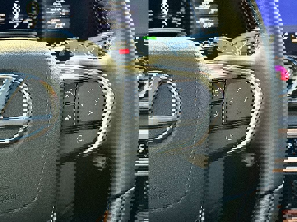 New 2026 Lexus RX 450h AWD image 22