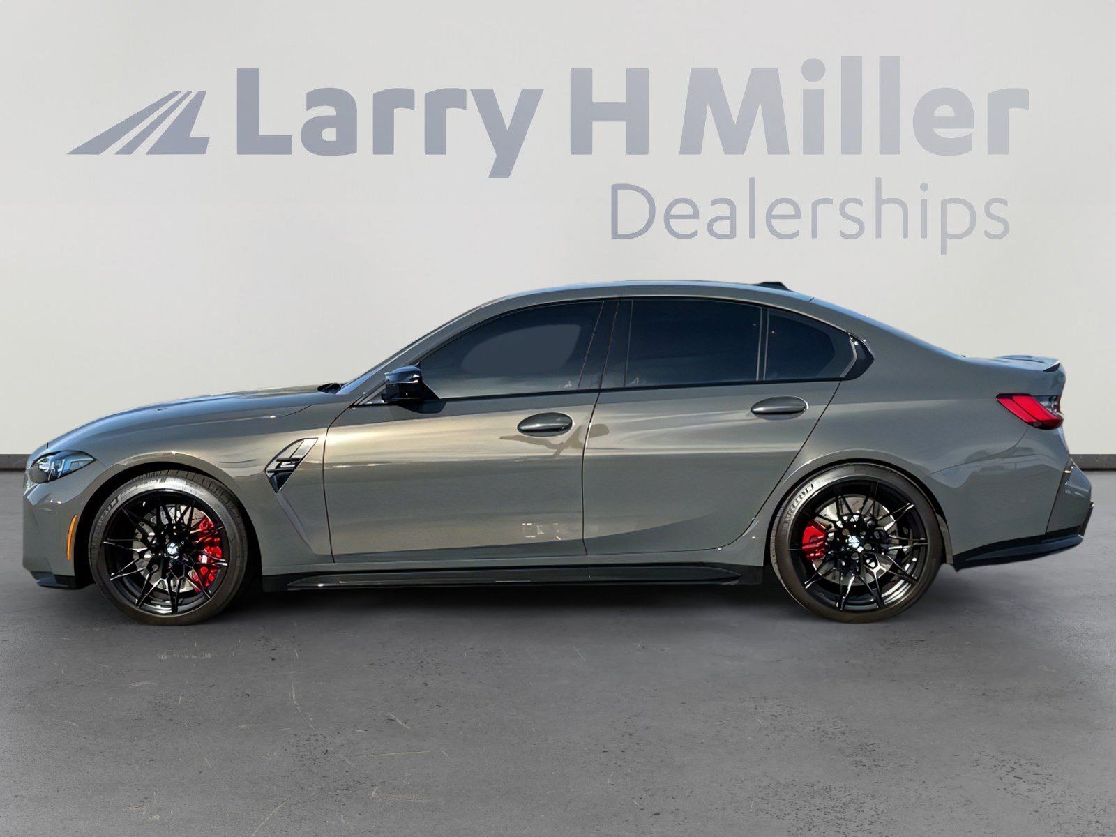 Used 2025 BMW M3 Competition image 2