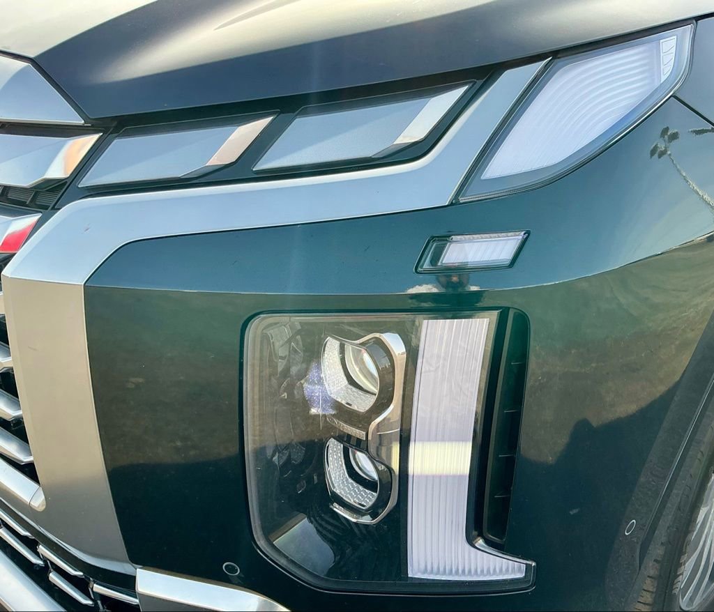 Used 2024 Hyundai Palisade Calligraphy image 10