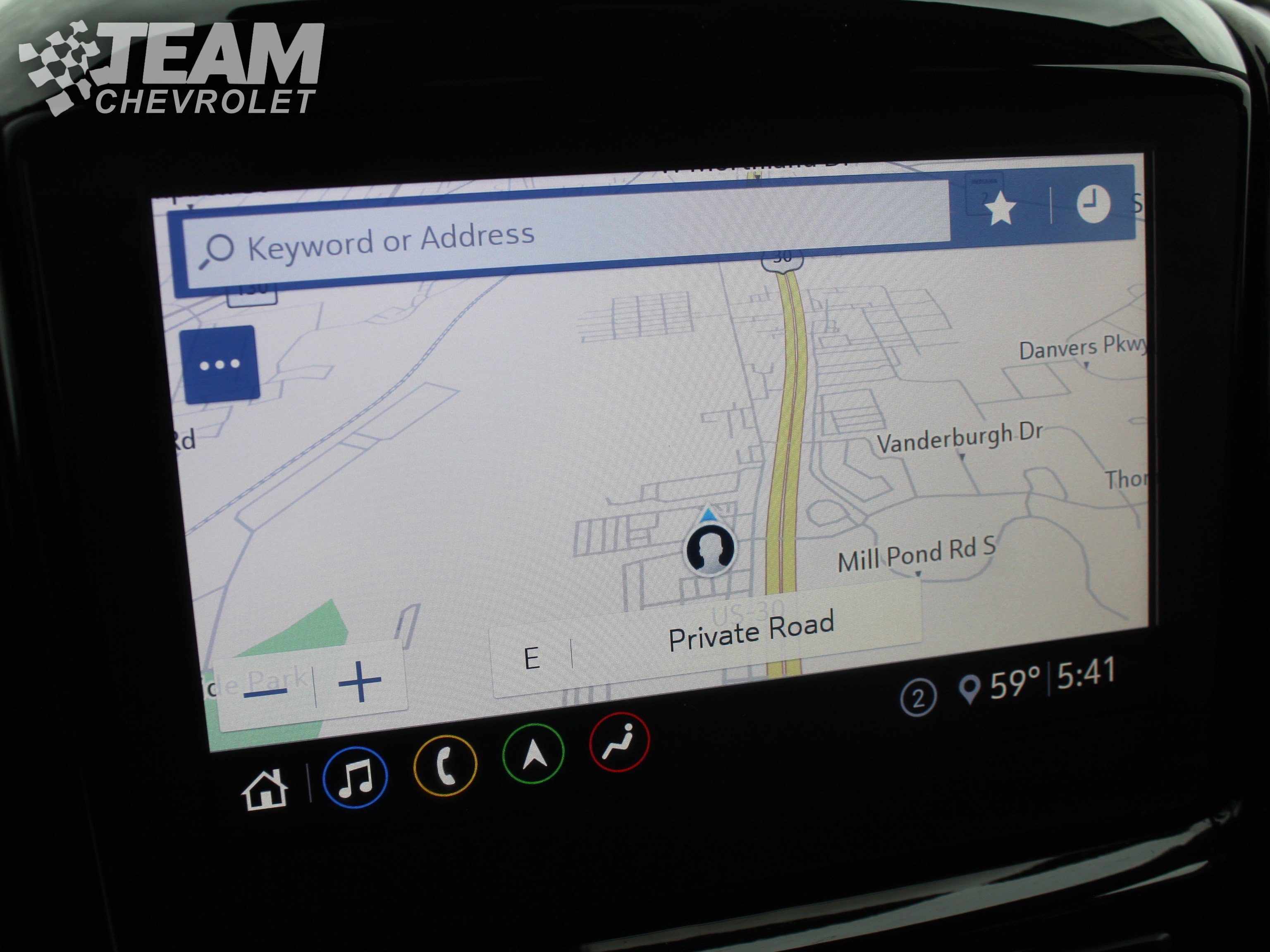 Used 2021 Chevrolet Traverse RS FWD image 16