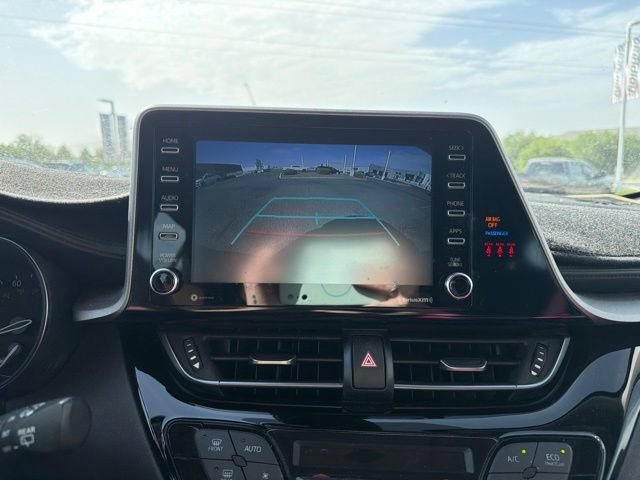 Used 2021 Toyota C-HR LE FWD image 18