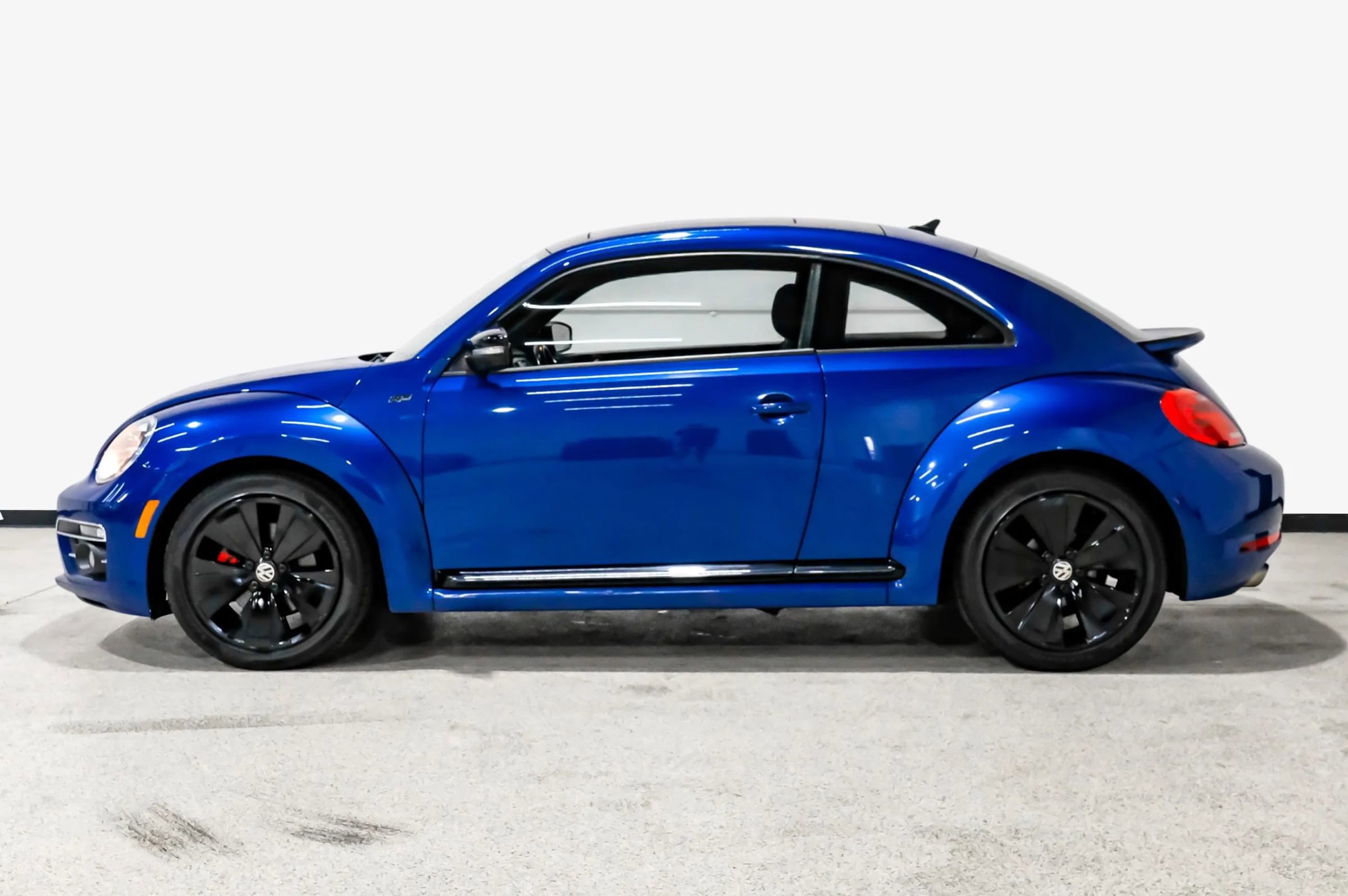 Used 2014 Volkswagen Beetle GSR image 9
