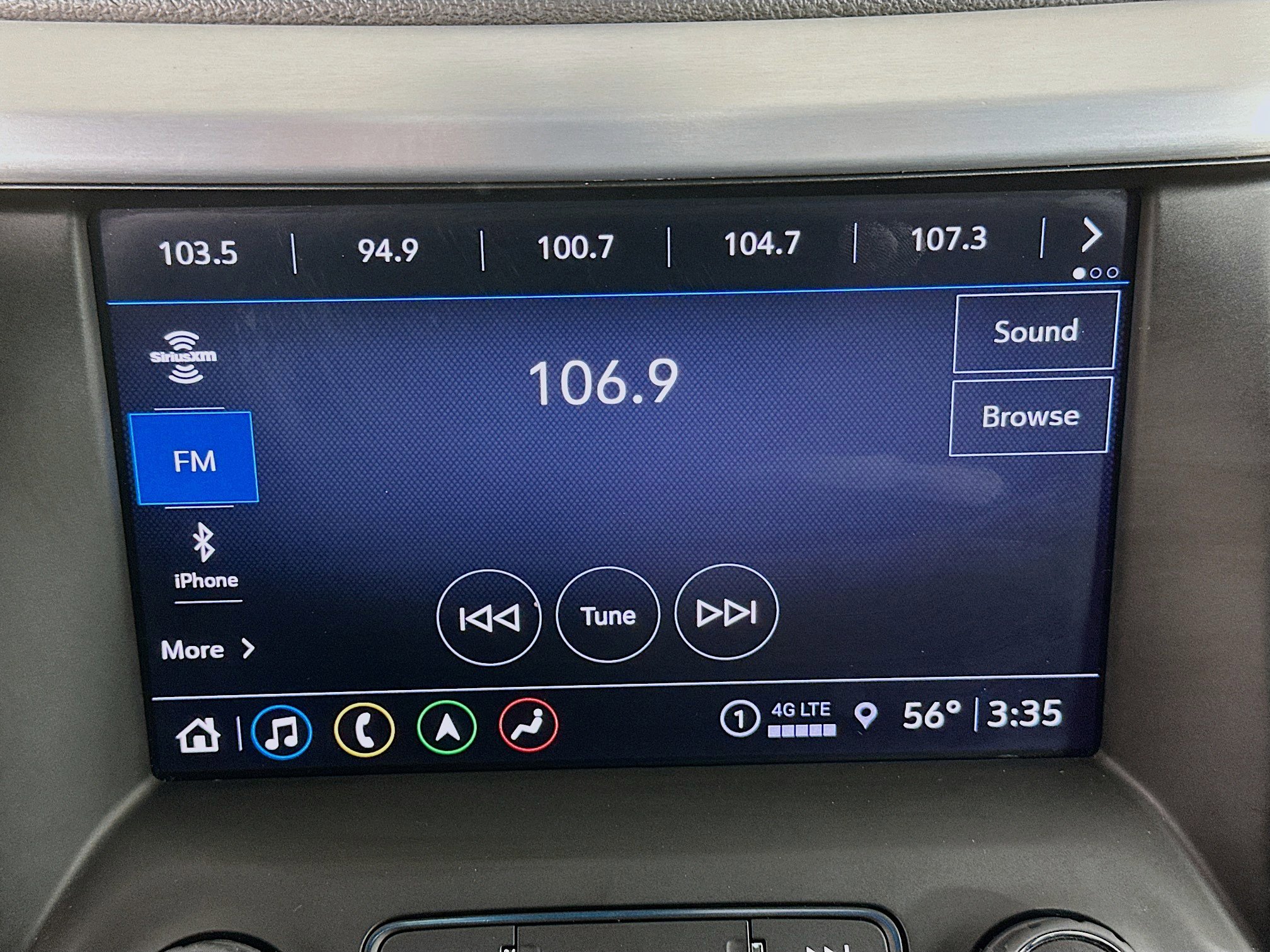 Used 2023 GMC Acadia SLT image 21