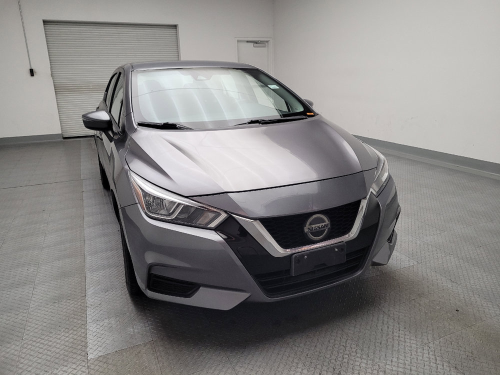 Used 2021 Nissan Versa SV FWD image 14