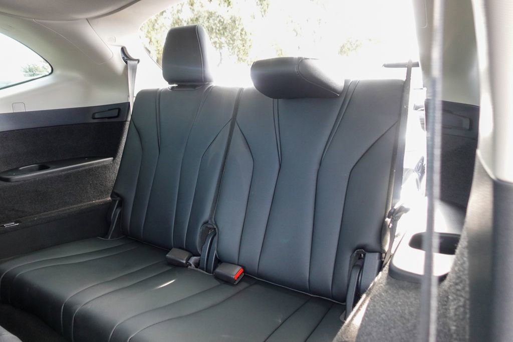 Certified 2025 Acura MDX SH-AWD image 27