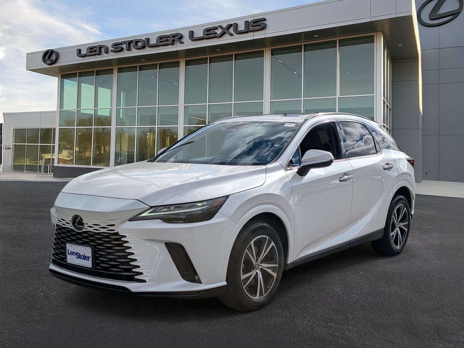 Used 2024 Lexus RX 350 Premium w/ Accessory Package (Z1) AWD/4WD image 7