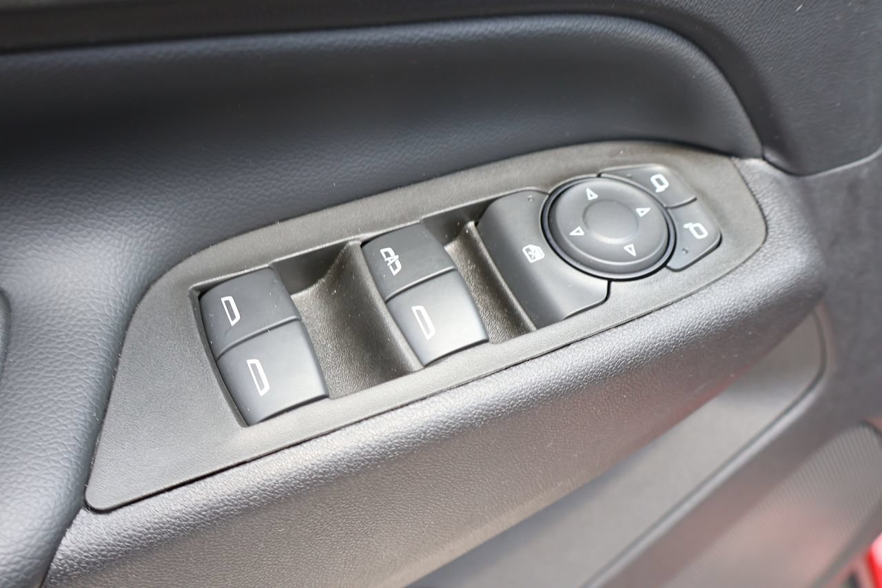 Used 2020 Chevrolet Equinox LT FWD image 11