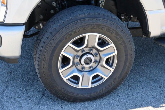Used 2023 Ford F250 Platinum w/ Tremor Off-Road Package AWD/4WD image 7