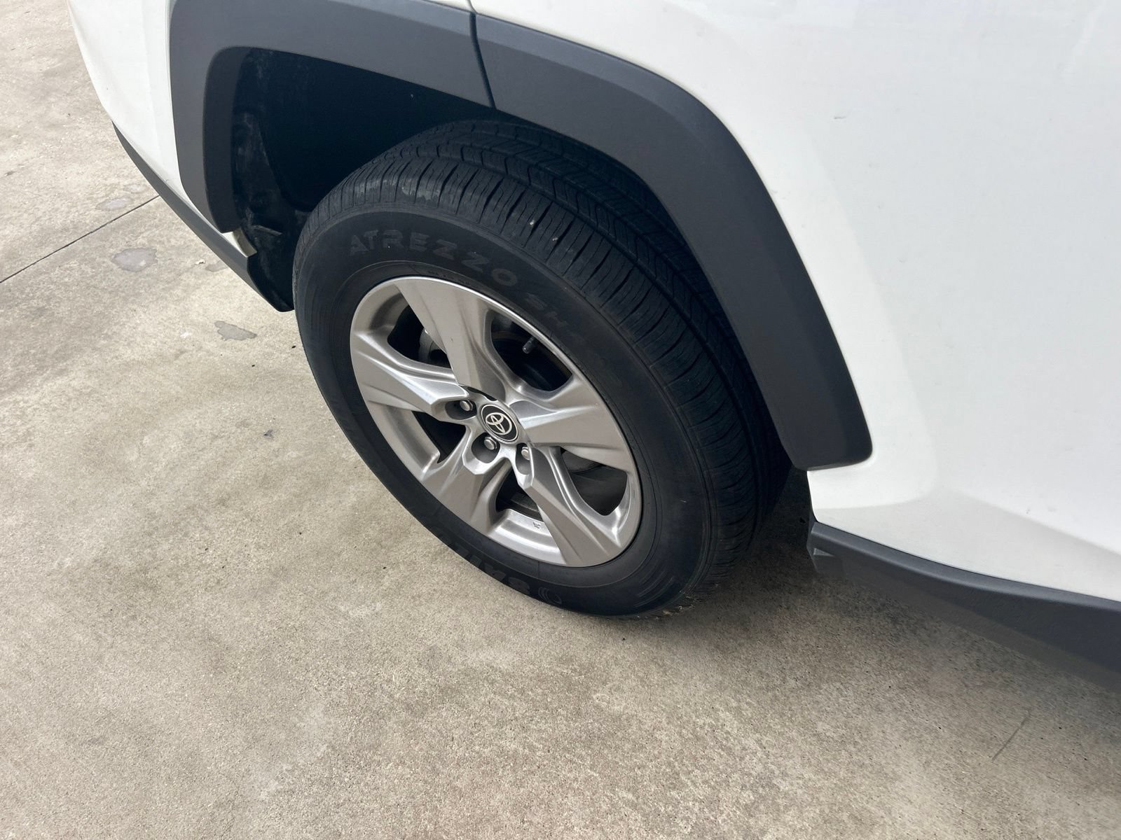Used 2025 Toyota RAV4 XLE FWD image 7