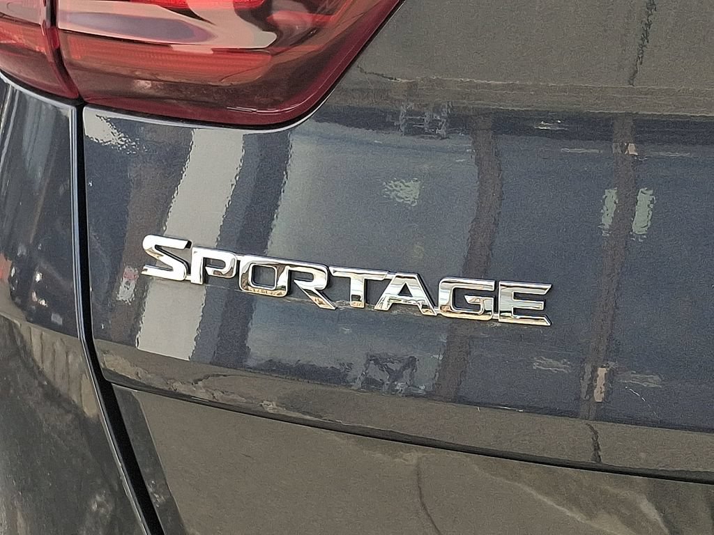 Certified 2022 Kia Sportage LX w/ LX AWD Value Edition Package image 31