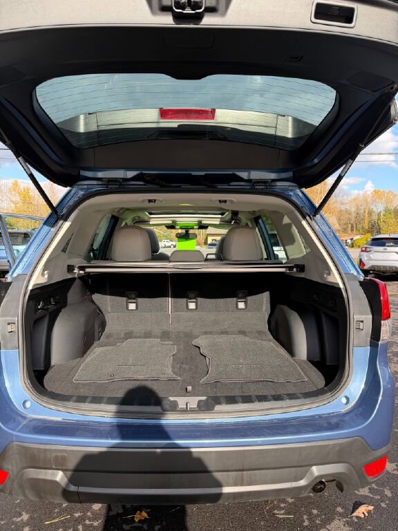 Certified 2023 Subaru Forester Premium image 18