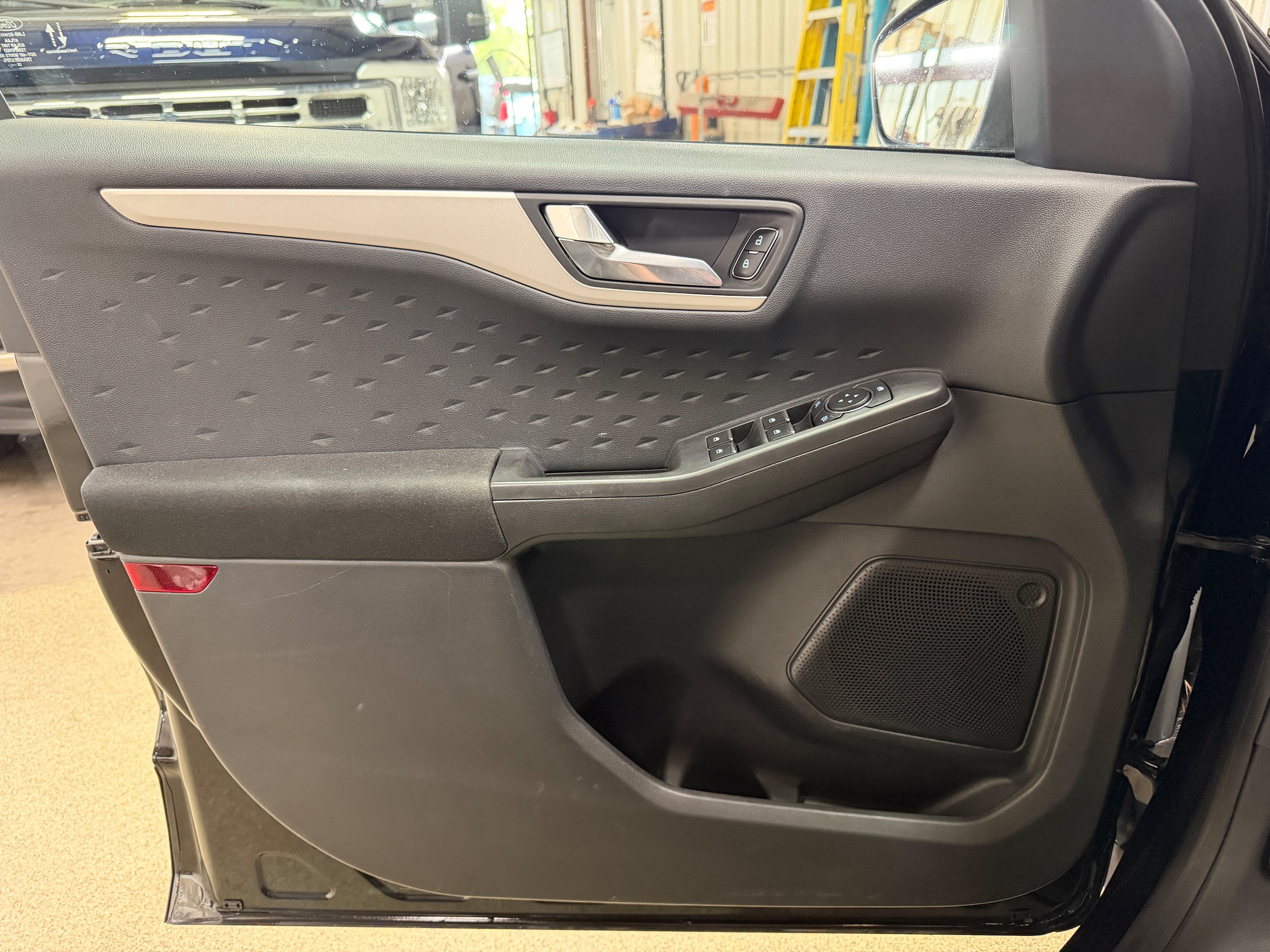 Certified 2020 Ford Escape SE AWD/4WD image 13