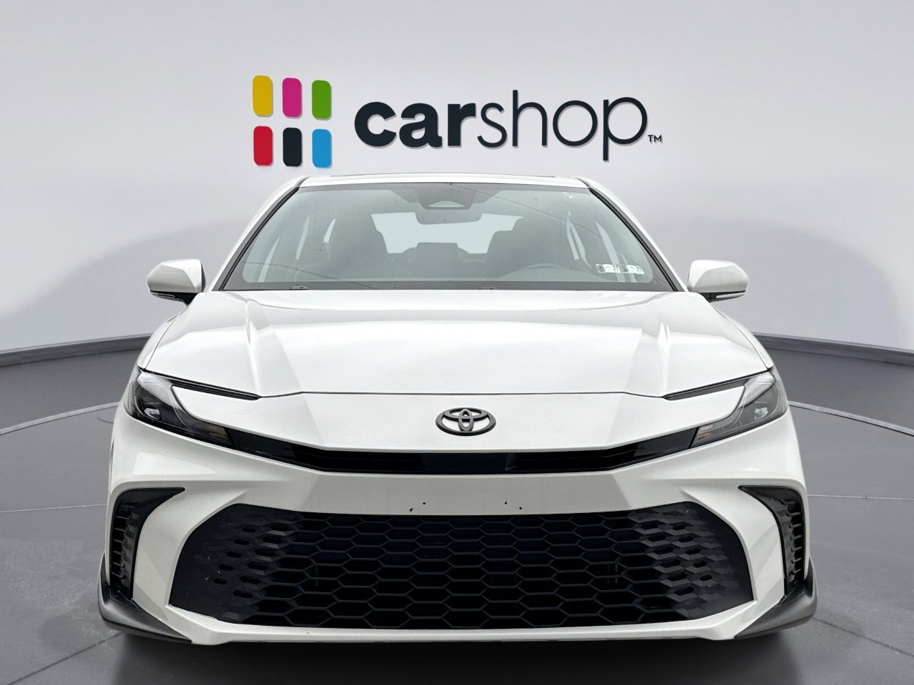 Used 2025 Toyota Camry SE w/ Multimedia Upgrade Package image 8