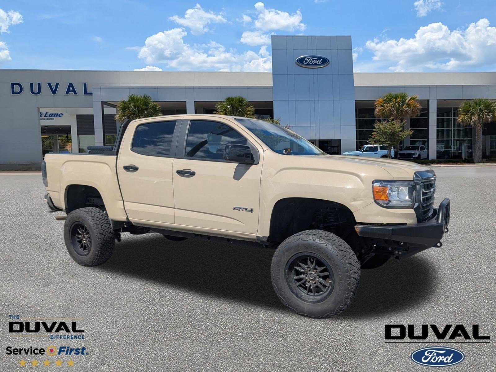 Used 2022 GMC Canyon AT4 w/ Trailering Package image 1