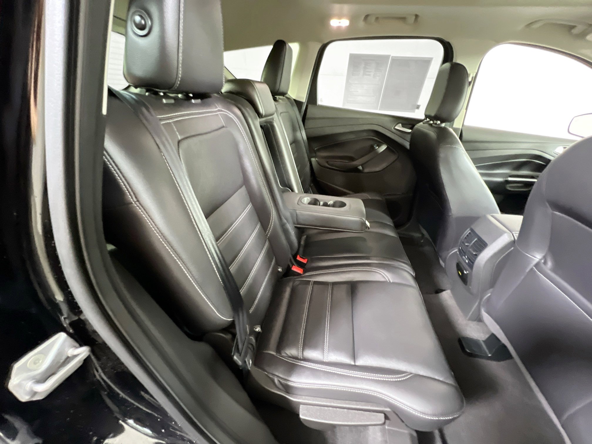 Used 2019 Ford Escape Titanium image 26