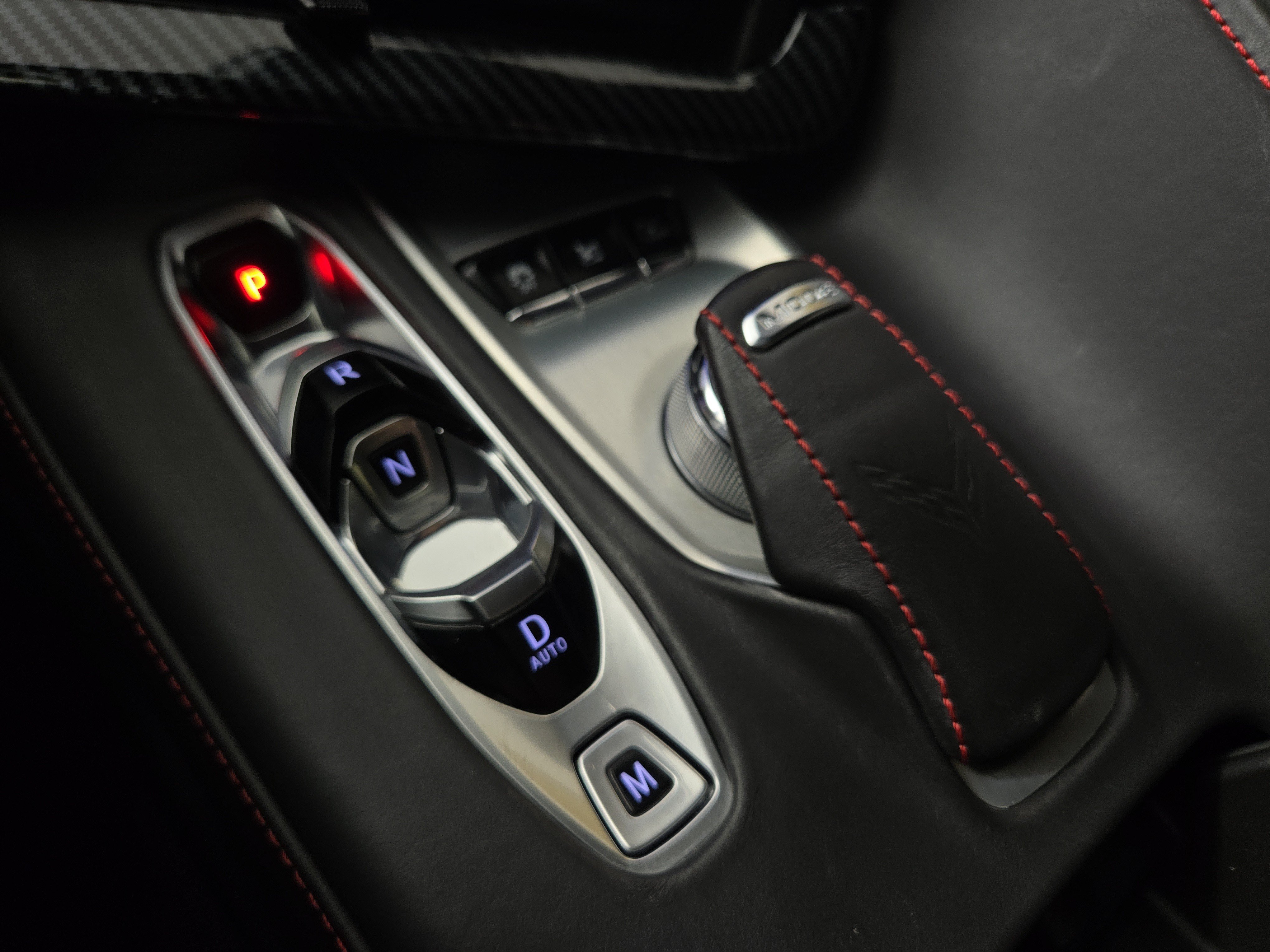 Used 2022 Chevrolet Corvette Stingray Premium Cpe w/ Z51 Performance Package RWD image 21