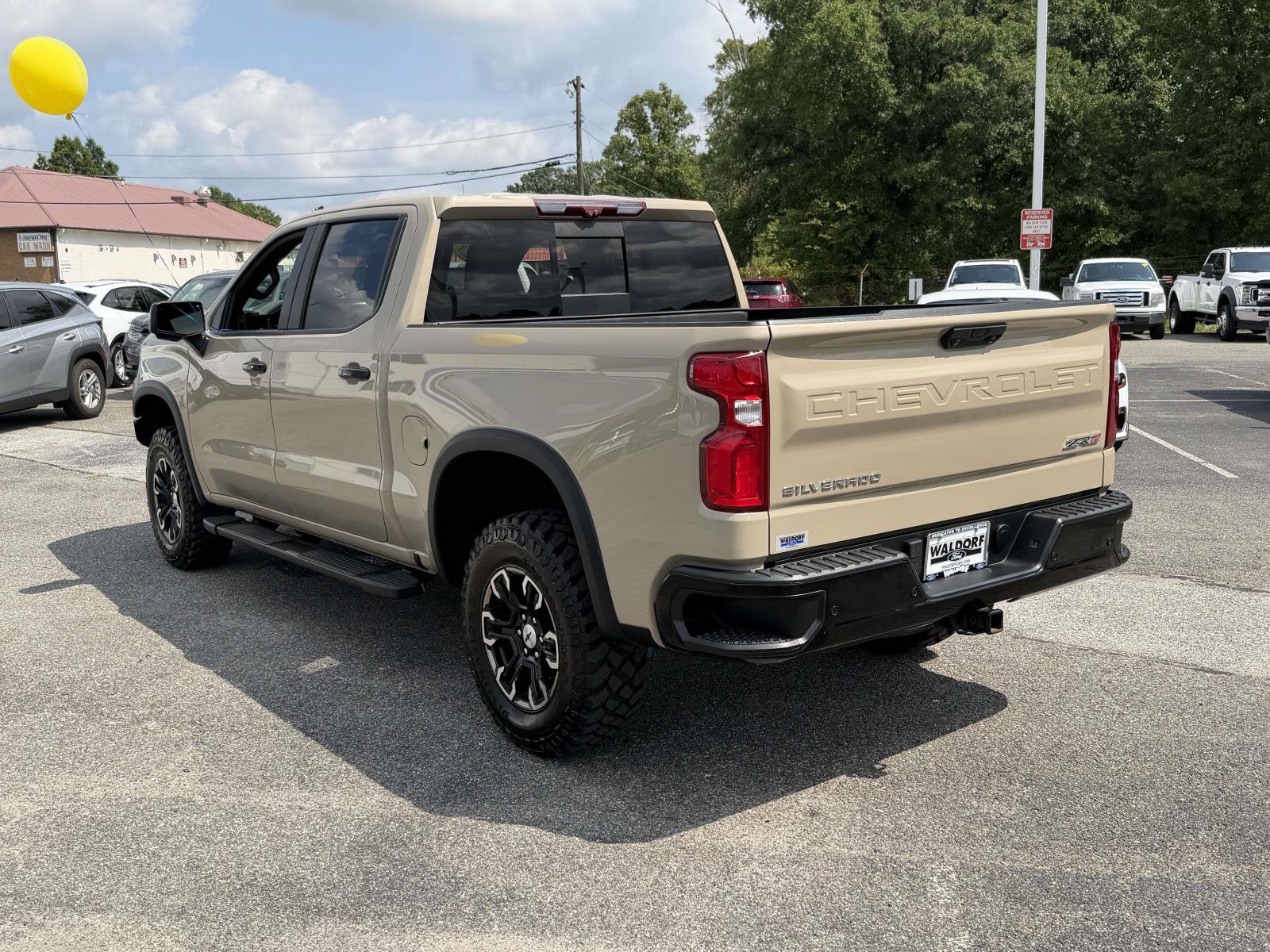 Used 2023 Chevrolet Silverado 1500 ZR2 w/ Technology Package AWD/4WD image 4