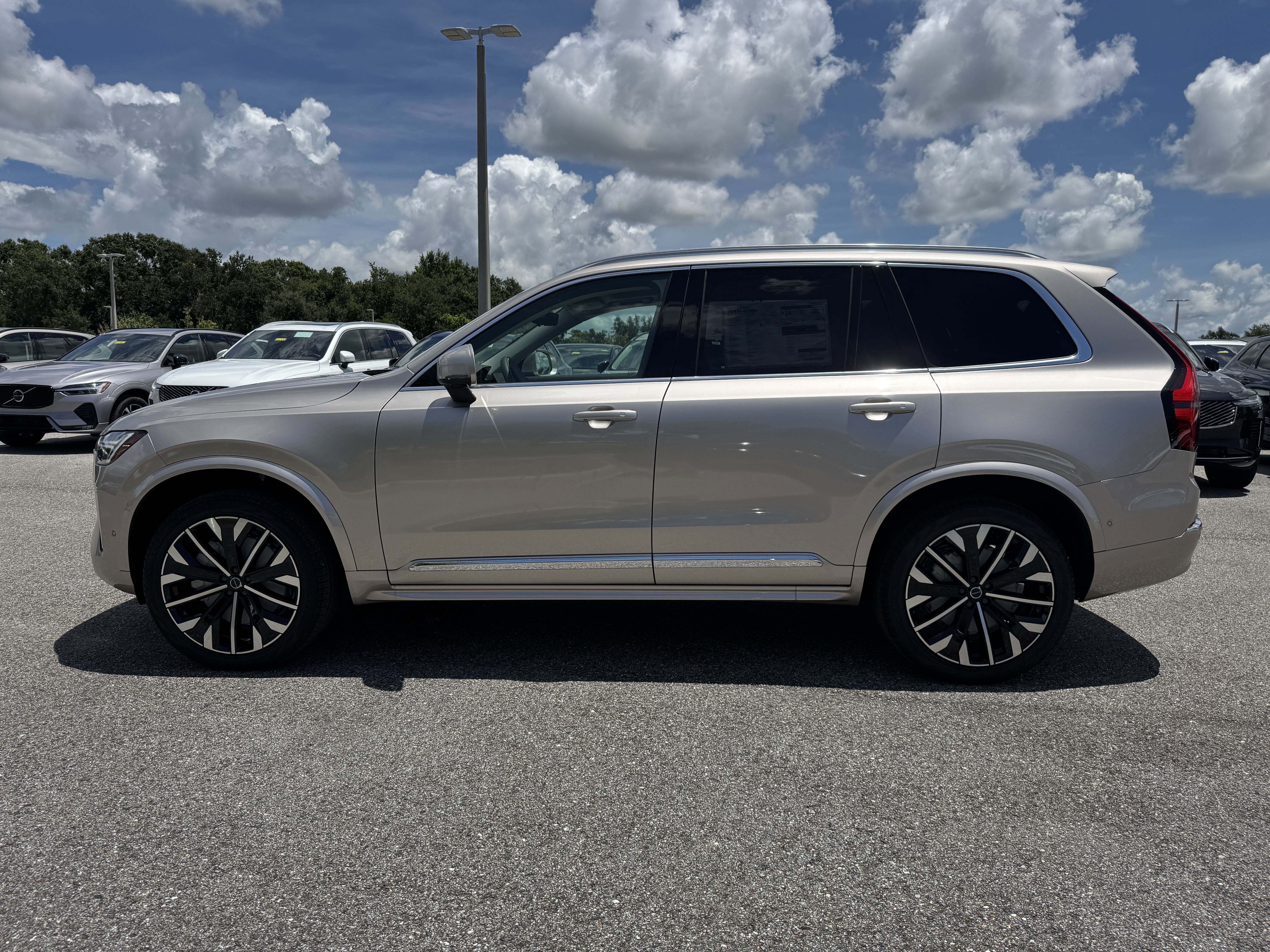 New 2026 Volvo XC90 B5 Ultra image 6