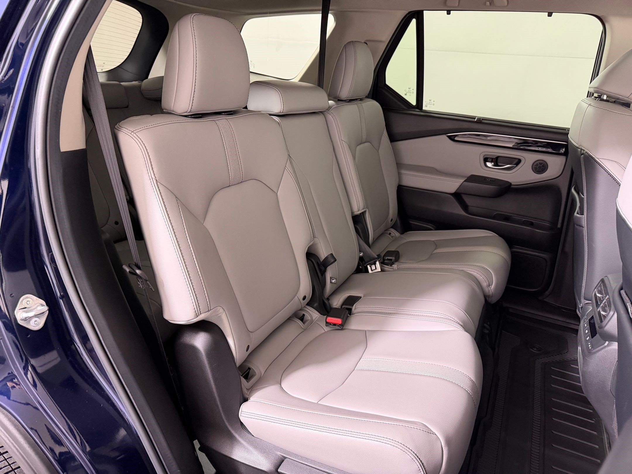 Used 2024 Honda Pilot Touring image 25