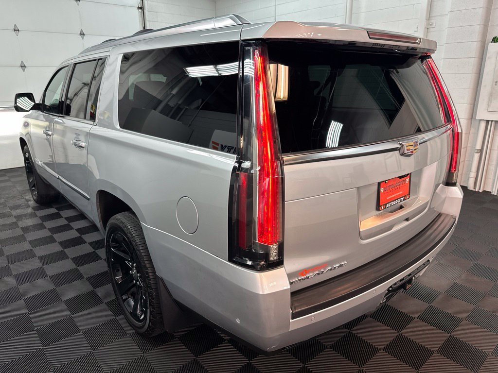Used 2017 Cadillac Escalade ESV Platinum AWD/4WD image 7