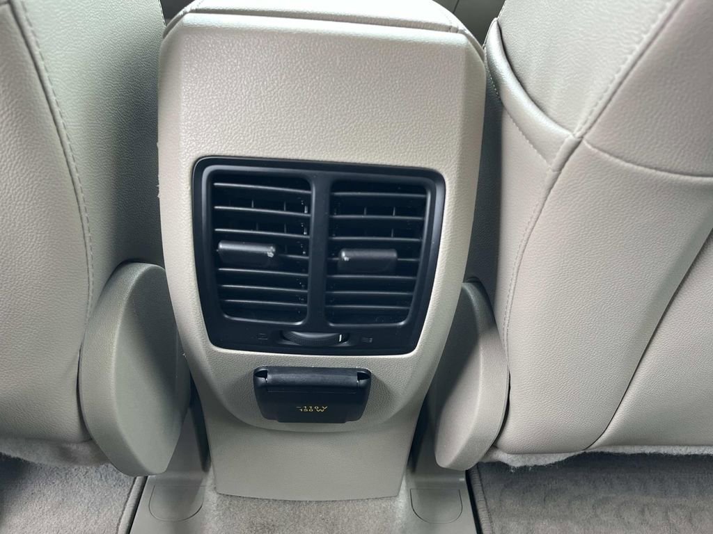 Used 2015 Ford Escape Titanium AWD/4WD image 16