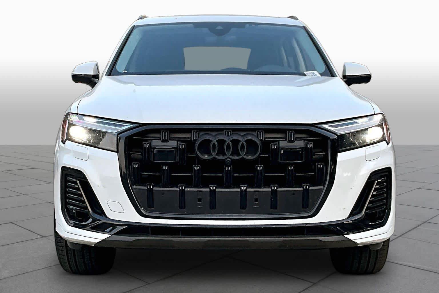 Certified 2026 Audi Q7 2.0T Premium AWD/4WD image 4