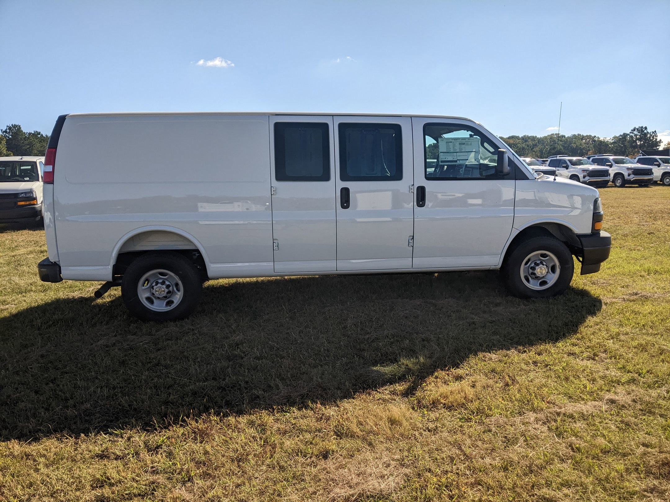 New 2025 Chevrolet Express 3500 Extended w/ Driver Convenience Package image 9