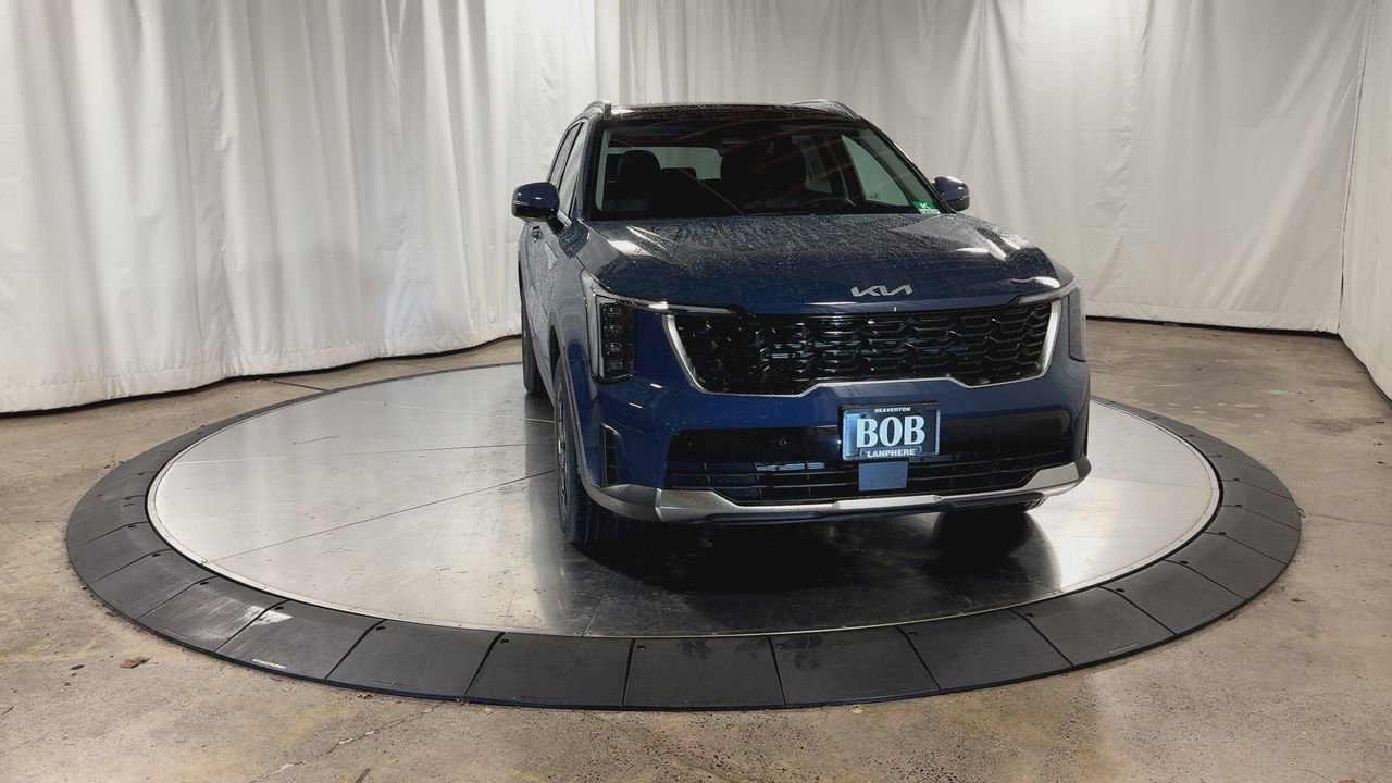 New 2026 Kia Sorento S image 4