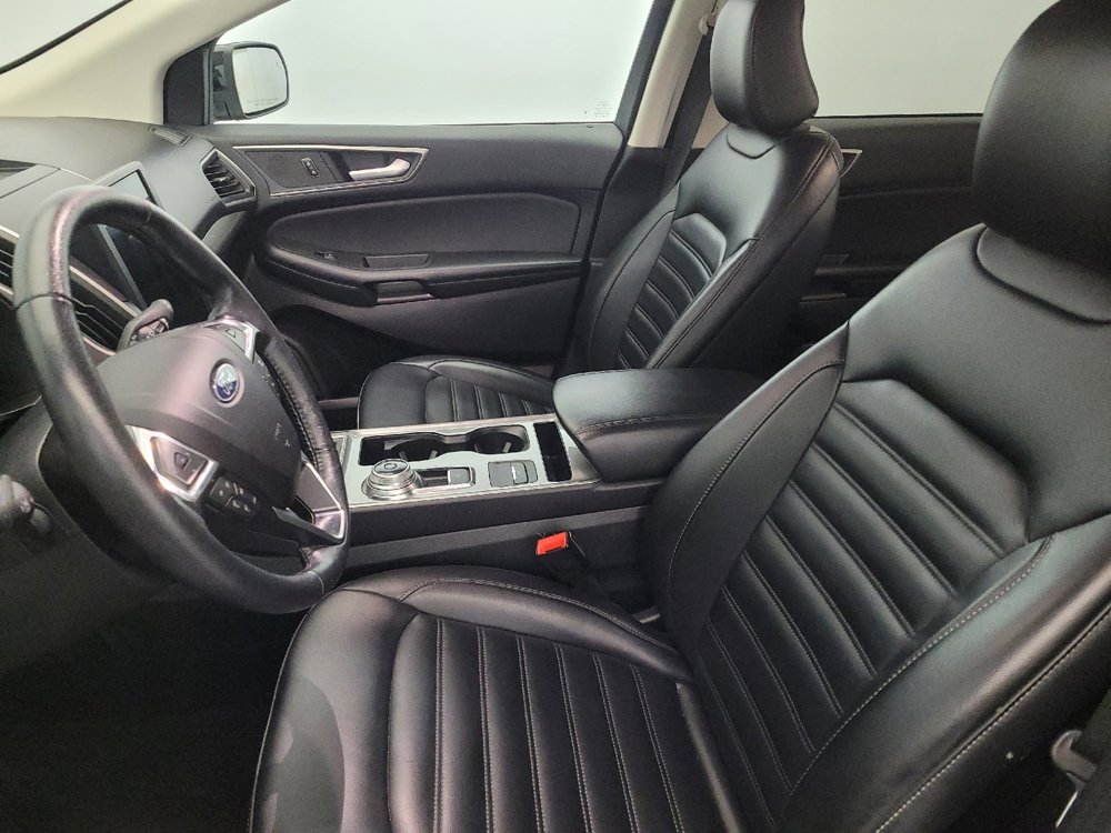 Used 2023 Ford Edge SEL image 17
