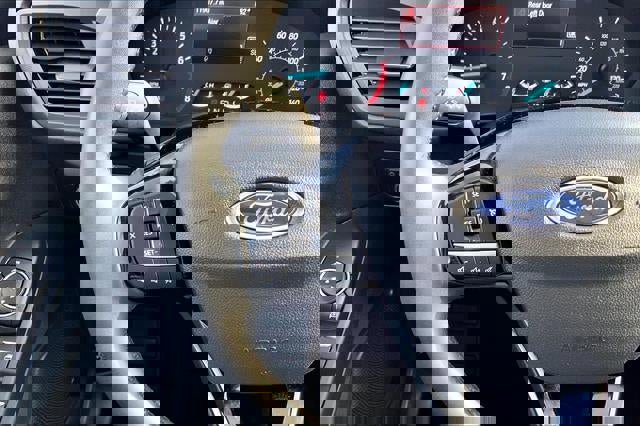 Used 2022 Ford Escape SE w/ Cold Weather Package image 17