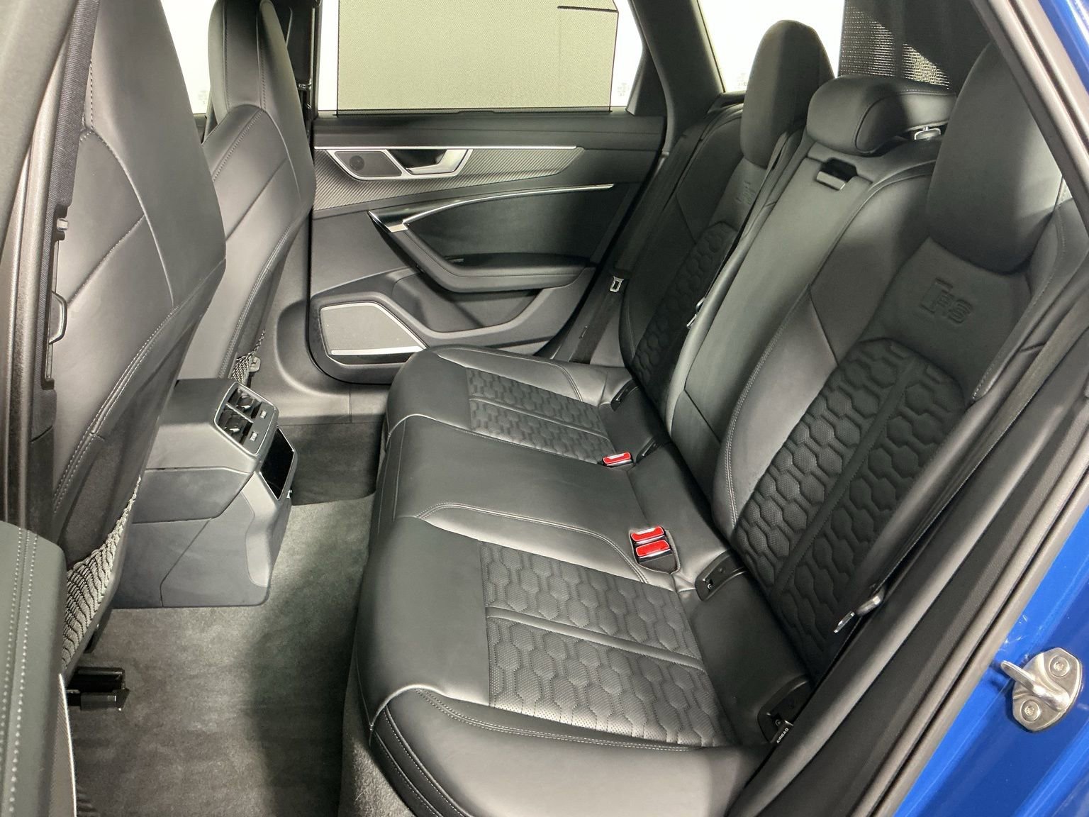 Used 2024 Audi RS 6 performance image 20