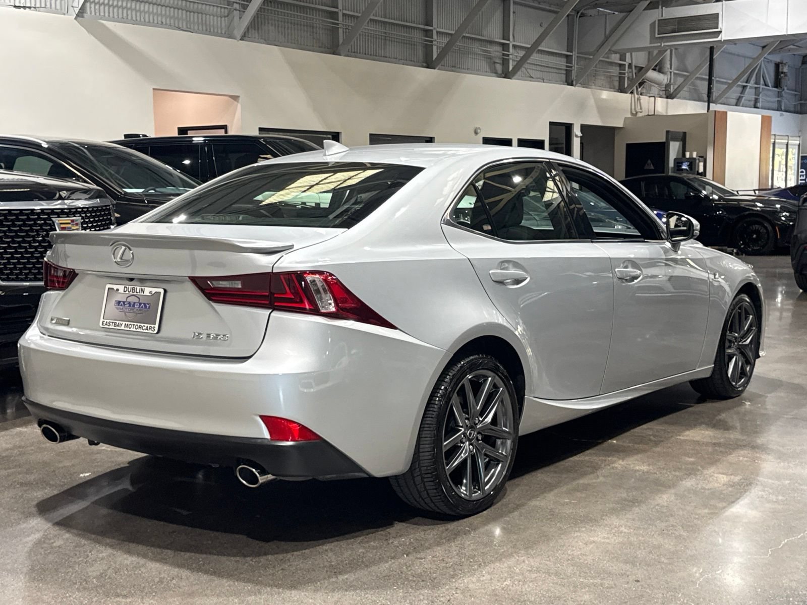 Used 2015 Lexus IS 350 w/ F-Sport Package RWD image 17