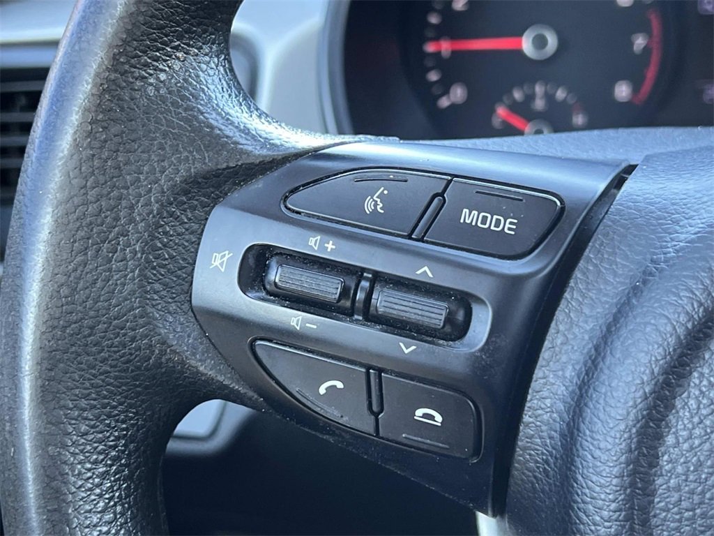 Used 2023 Kia Rio S image 21