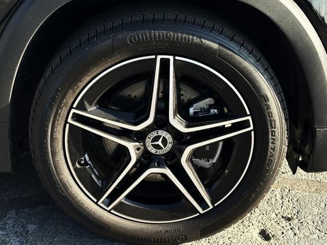 Used 2024 Mercedes-Benz GLB 250 image 11