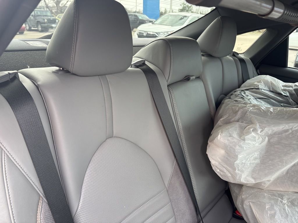 Used 2019 Toyota Avalon XSE w/ Protection Package FWD image 34