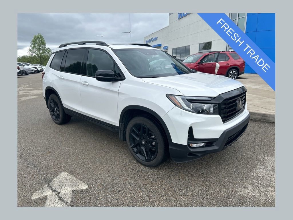 Used 2024 Honda Passport Black Edition image 1