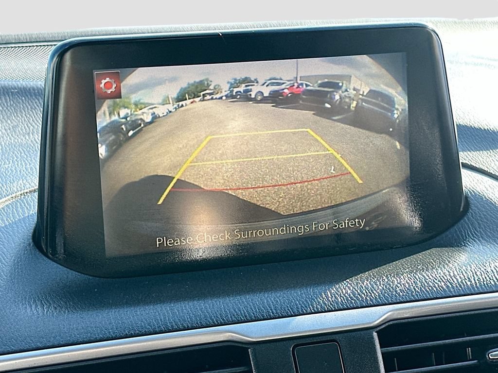 Used 2018 MAZDA MAZDA3 Touring FWD image 13