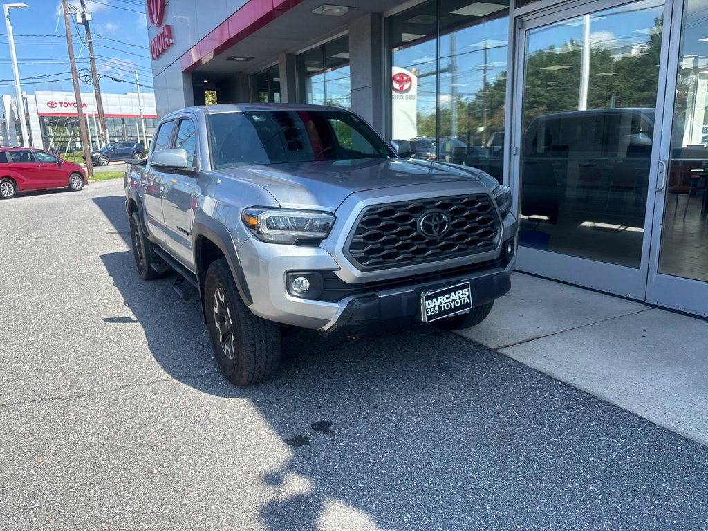 Used 2023 Toyota Tacoma TRD Off-Road AWD/4WD image 3