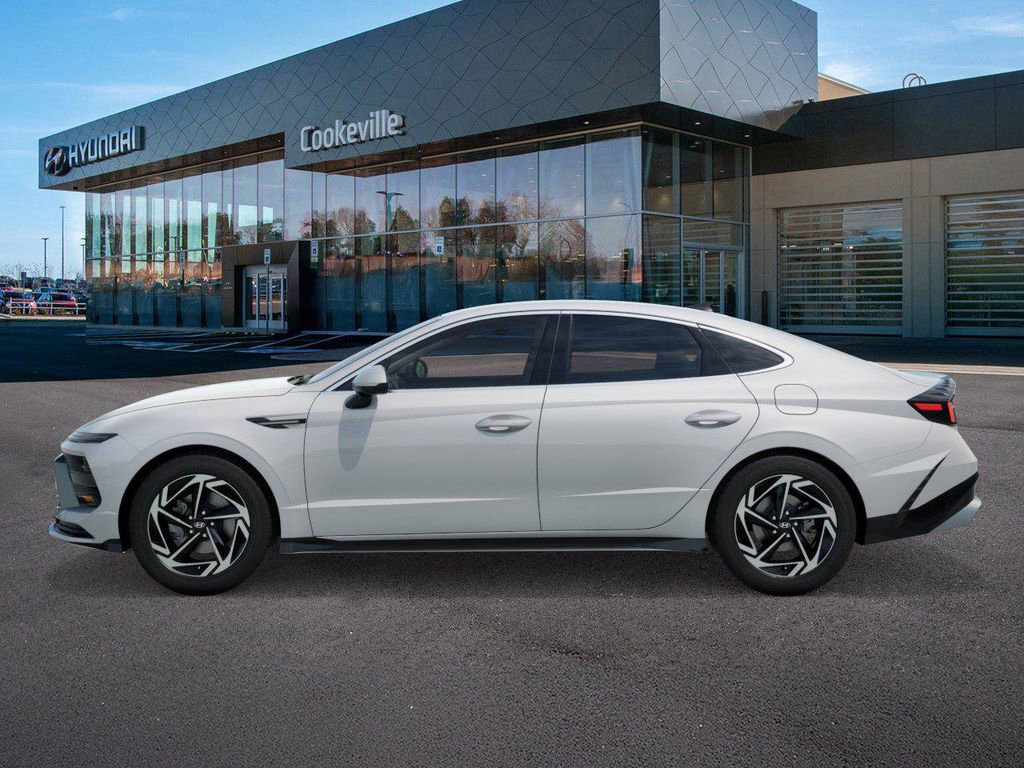 New 2026 Hyundai Sonata SEL image 3