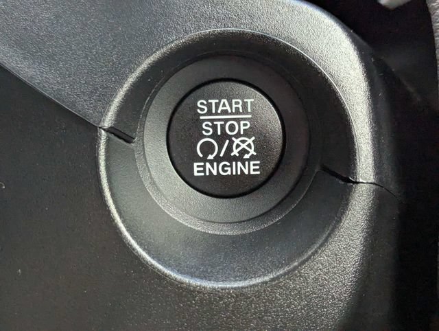 Used 2021 Jeep Compass Latitude w/ Sun and Sound Group AWD/4WD image 28