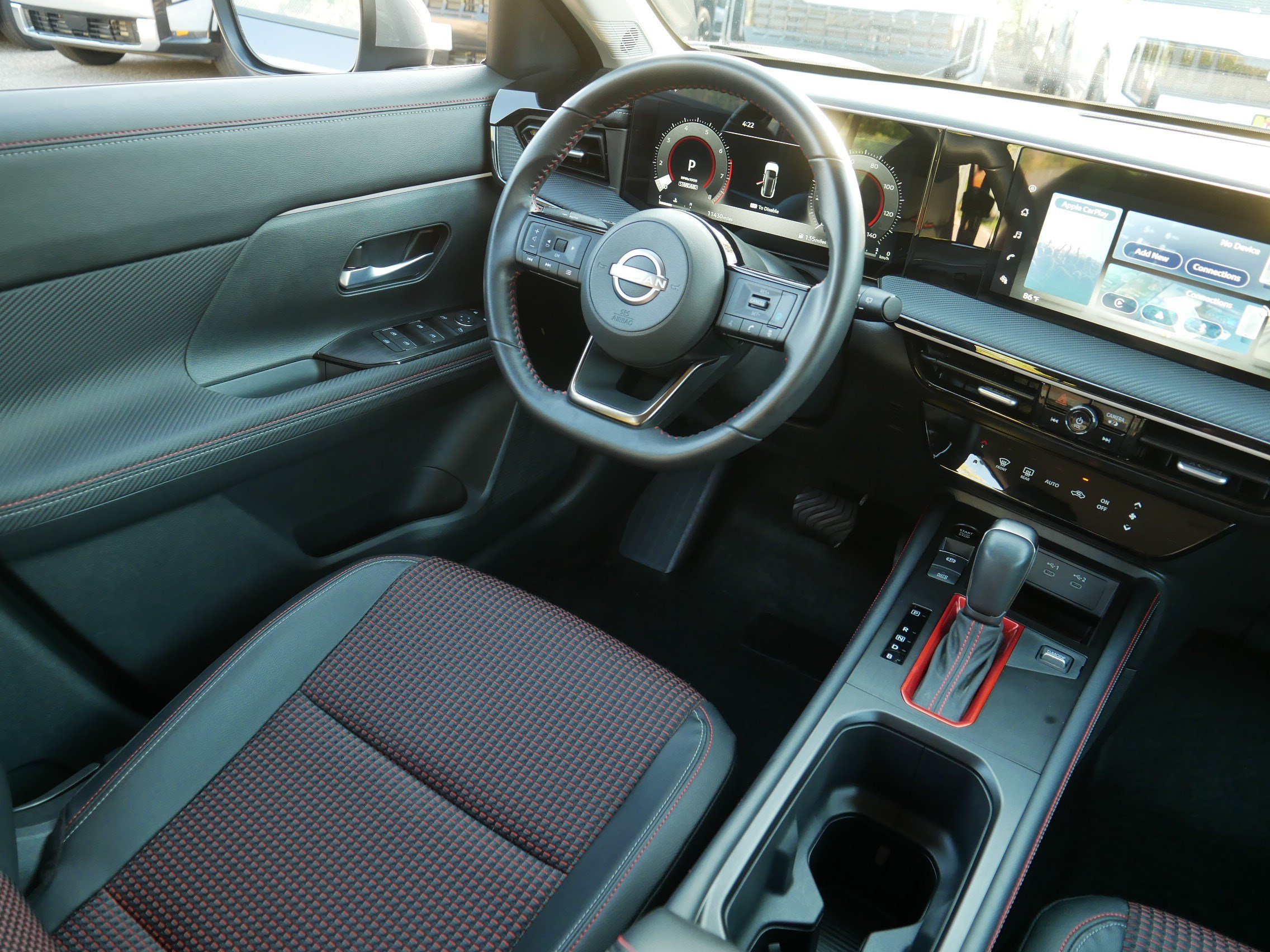 Certified 2025 Nissan Kicks SR AWD/4WD image 9