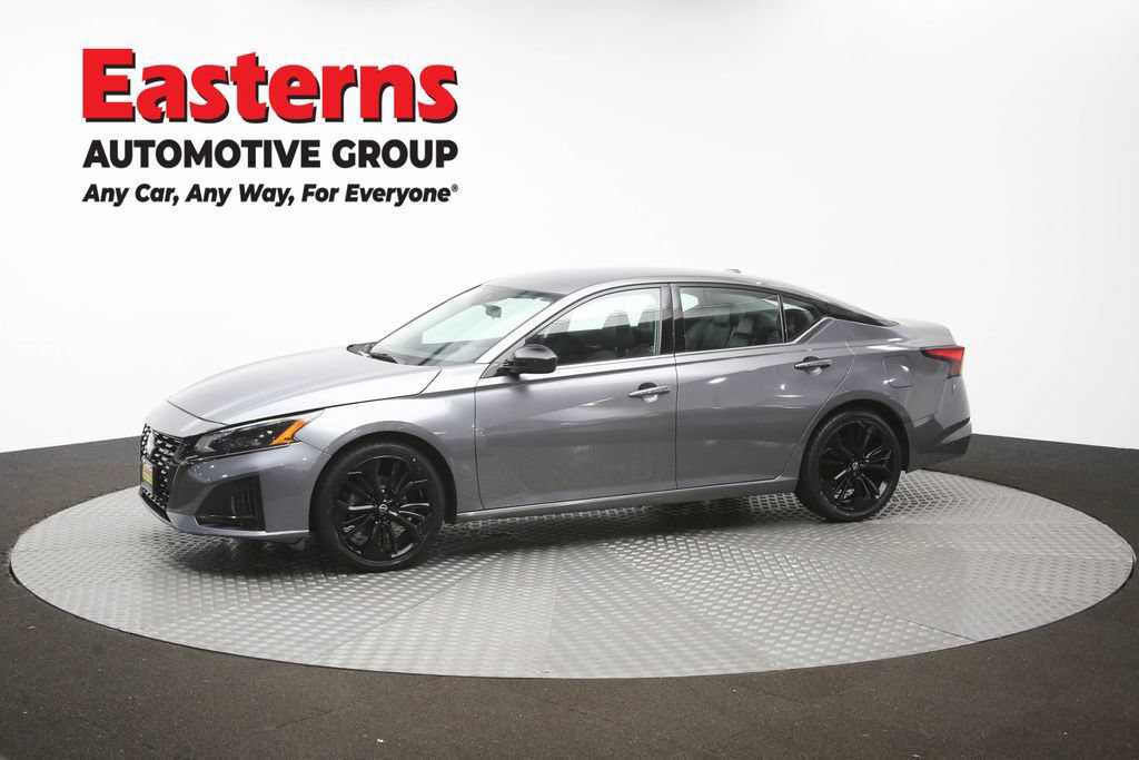 Used 2023 Nissan Altima 2.5 SR FWD image 59