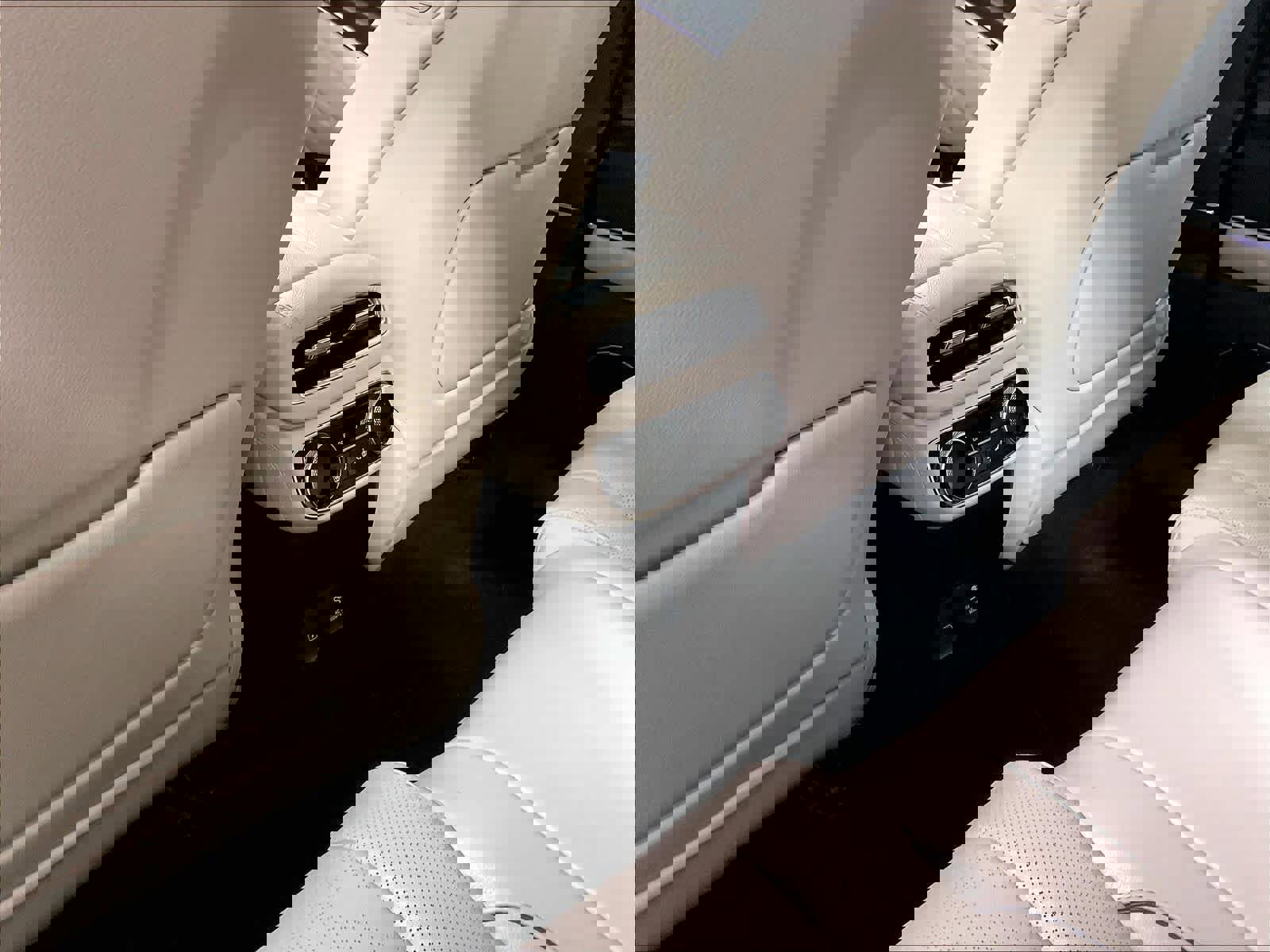 Used 2023 Genesis GV80 3.5T Advanced + AWD/4WD image 28