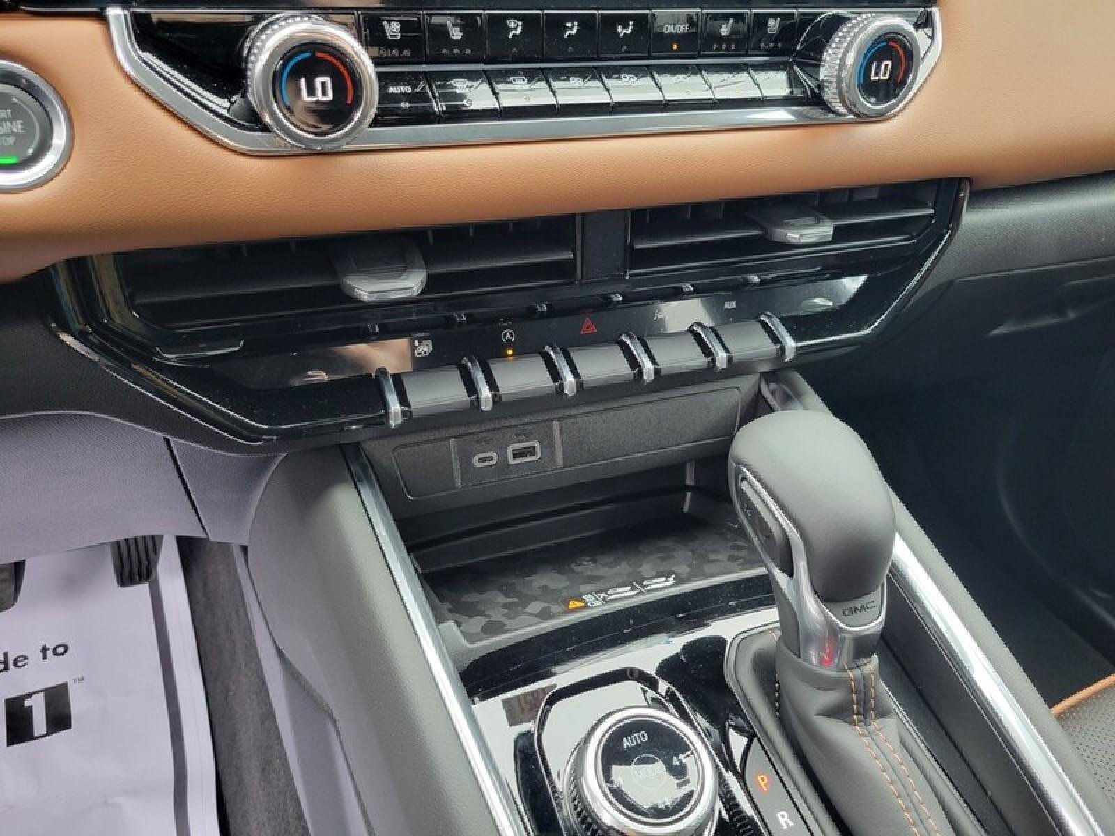 New 2026 GMC Canyon AT4 w/ Technology Plus Package image 15