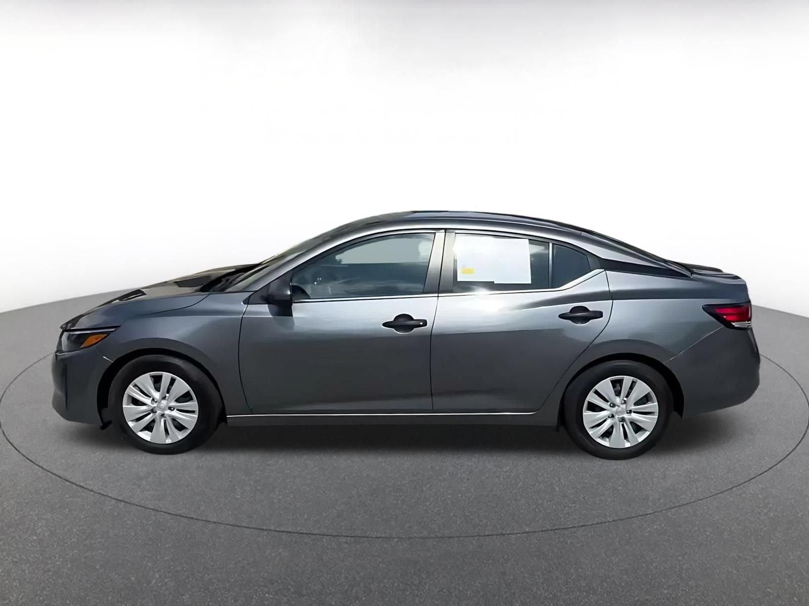 Used 2025 Nissan Sentra S FWD image 7