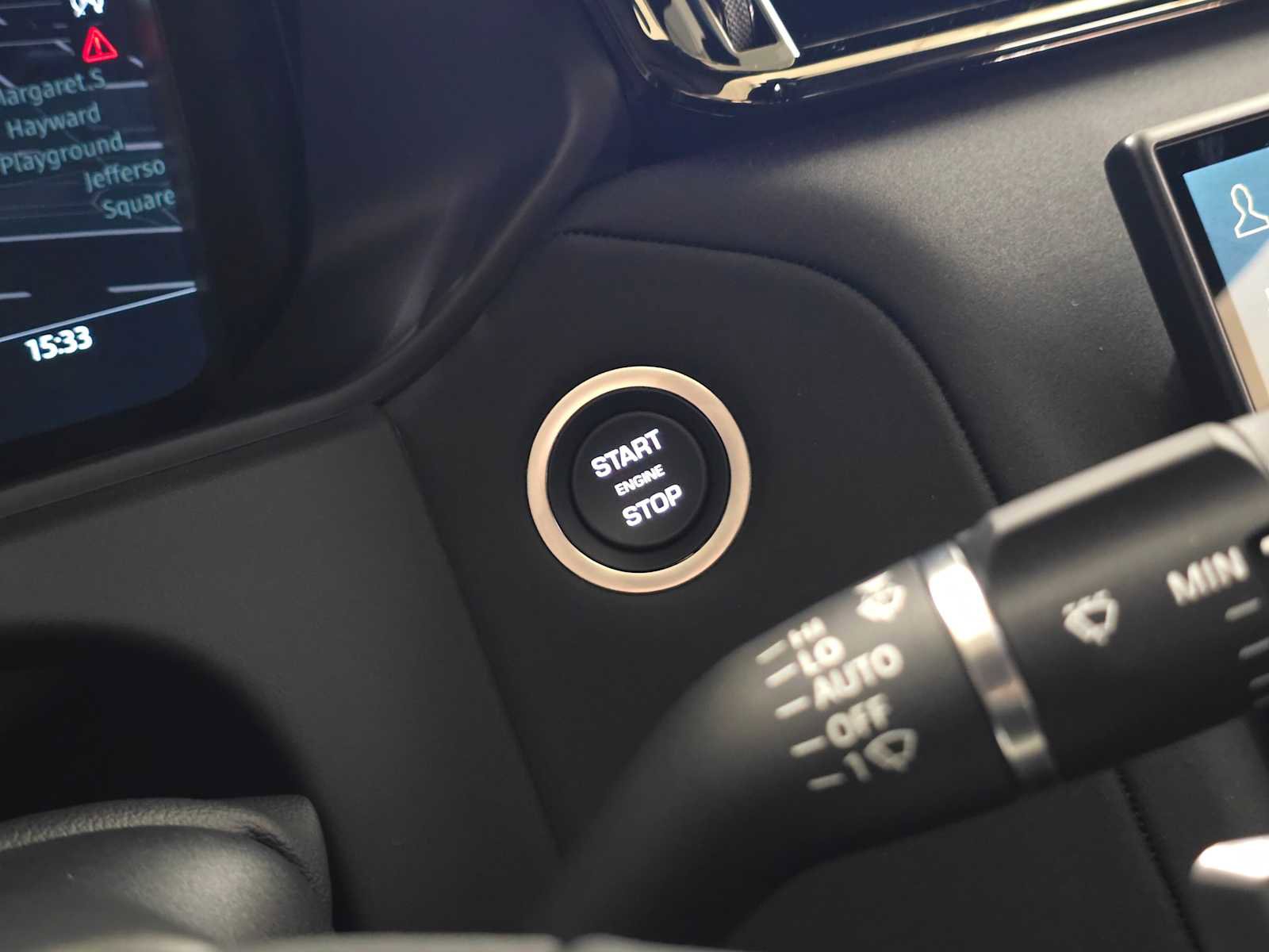 New 2026 Land Rover Range Rover Velar Dynamic SE image 27